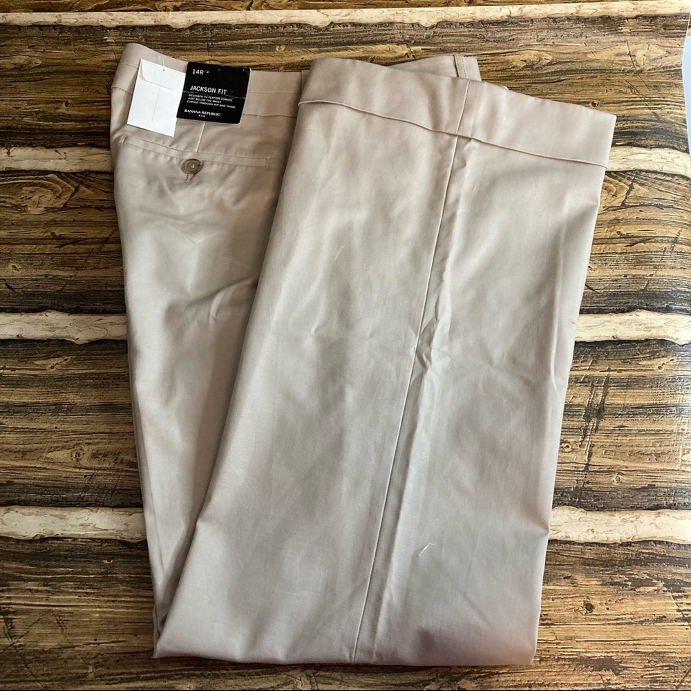 Banana Republic woman’s dress pants tan size 14r